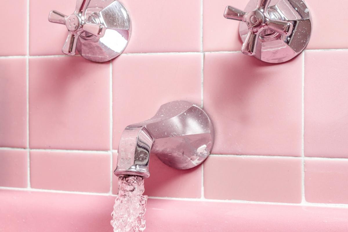 Detersione viso dai 20 ai 50 Anni